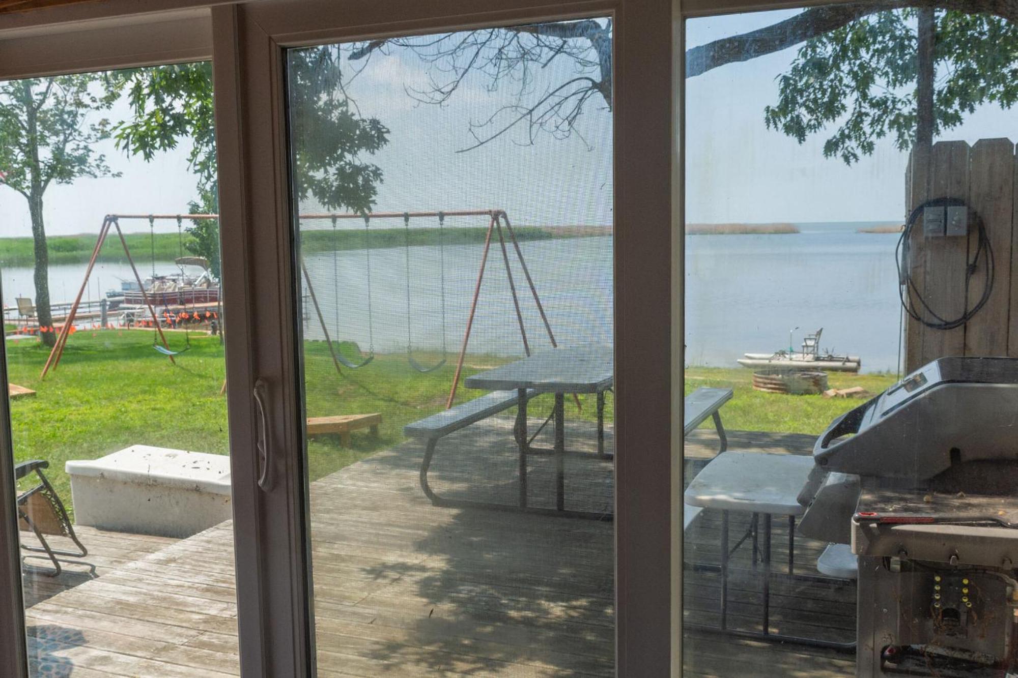 Cozy Home Lake Huron With Loft 2 Bedroom 1 Bathroom Au Gres Dış mekan fotoğraf